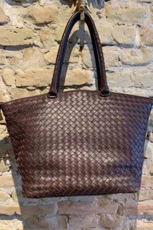 Bottega Veneta quilted shopping bag in leather-1