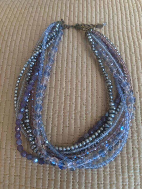 Poggi blue pearl necklace from paris