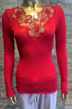 Oscalito t-shirt with lace detail in red - rock vintage